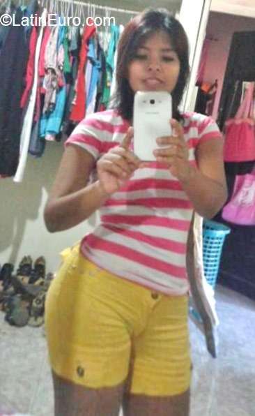 Date this nice looking Panama girl Vanesa from Panama City PA617