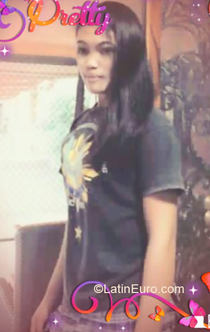 Date this good-looking Philippines girl Maria from Bais PH787