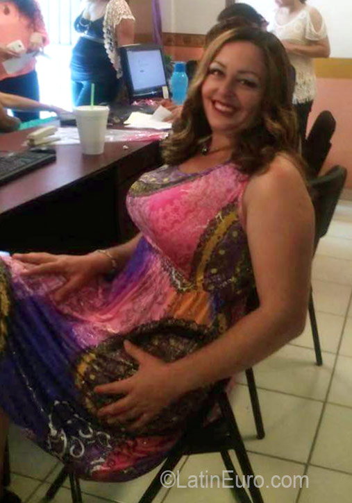 Date this athletic Mexico girl Ruth from Navojoa MX1425