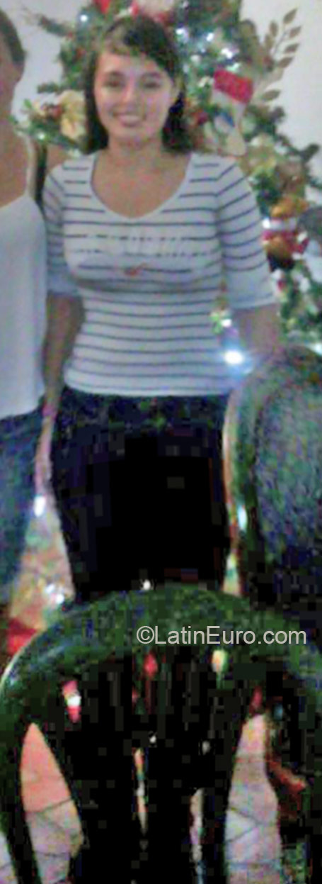 Date this fun Colombia girl Estefania from Cucuta CO17608