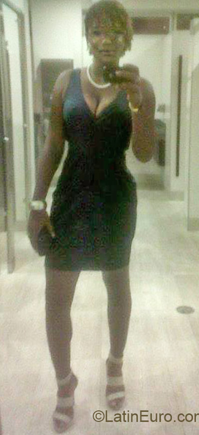 Date this young Jamaica girl Vanesa from Kingston JM2088
