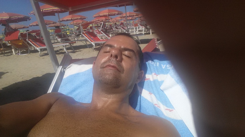 Date this hot Italy man Maxguero from Milano IT251
