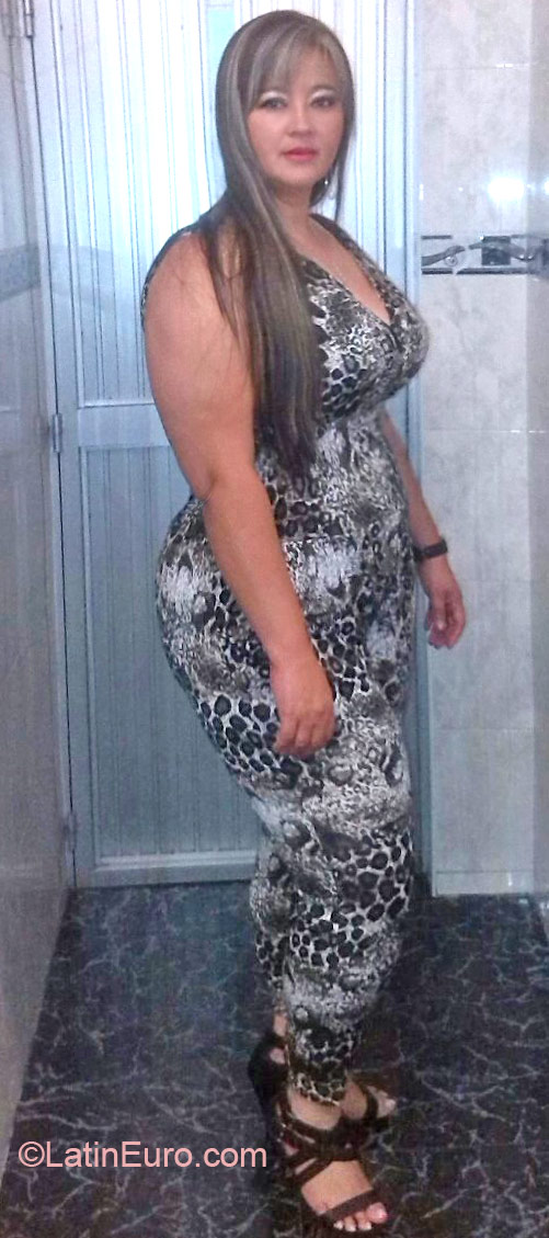 Date this charming Colombia girl Ana maria jimen from Manizales CO17652