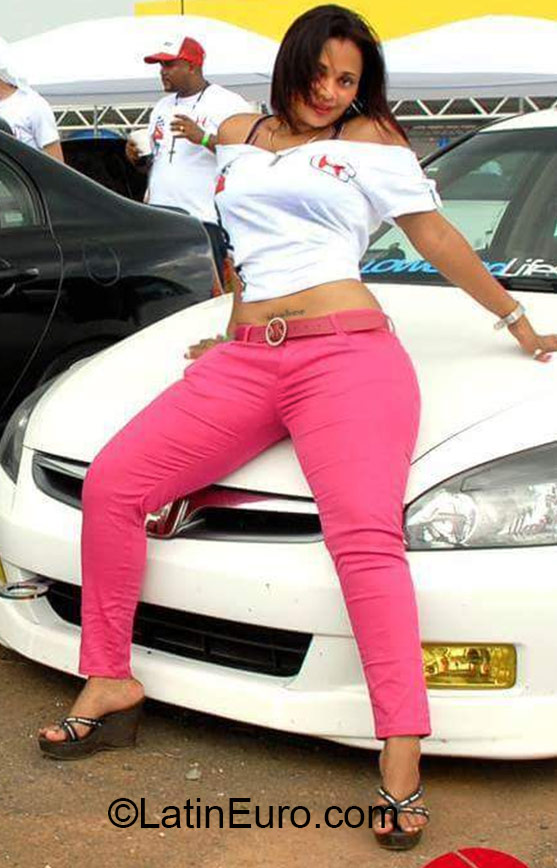 Date this georgeous Dominican Republic girl Ivette from Santo Domingo DO22546