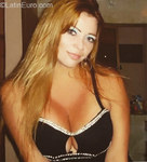 voluptuous Colombia girl Erika from Medellin CO18308