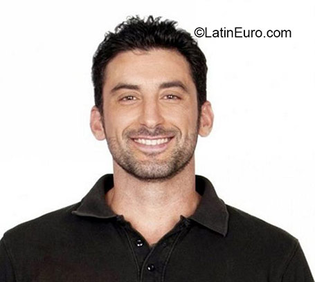 Date this good-looking Italy man Calogero from Torino IT252