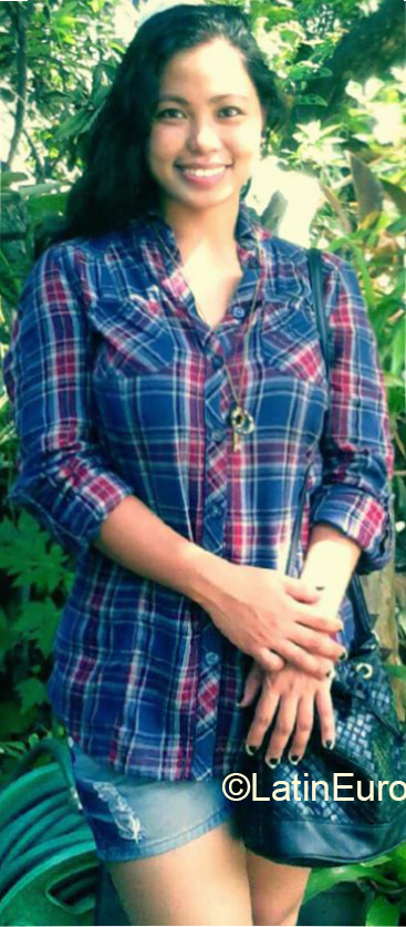 Date this georgeous Philippines girl Mariafie from Manila PH796