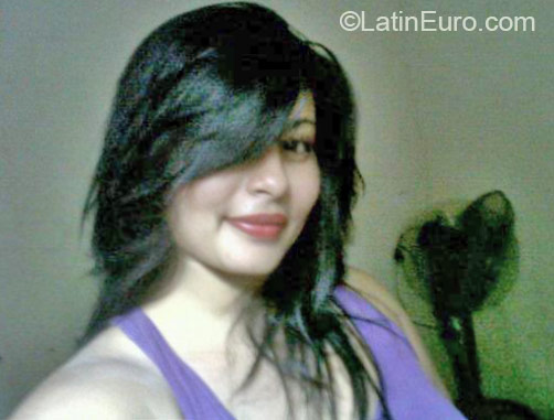 Date this young Colombia girl Sandra from Barranquilla CO17729