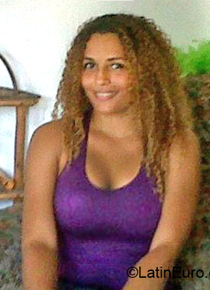 Date this lovely Panama girl Andrea from Panama City PA648