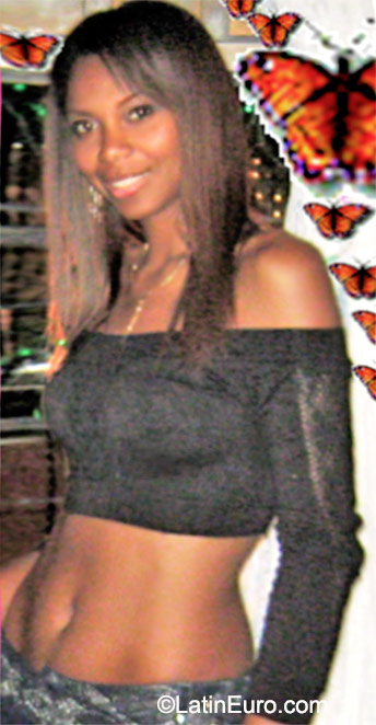 Date this athletic Colombia girl Liz from Cali CO17781