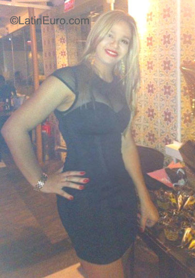 Date this cute Brazil girl Michelle from Recife BR9408