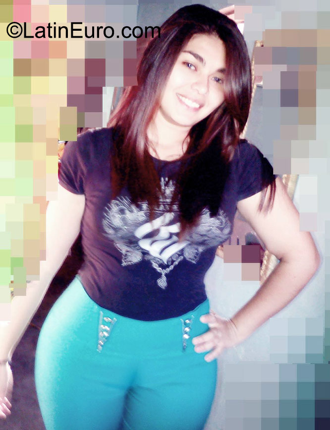 Date this beautiful Honduras girl Dunia from San Pedro Sula HN1626