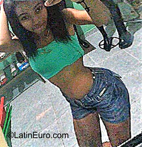 Date this tall Dominican Republic girl Yarlin from Santo Domingo DO22948