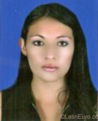 Date this foxy Colombia girl Liliana from Bogota CO17899