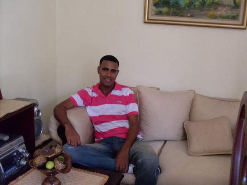 Date this delightful Dominican Republic man Leonel from Santo Domingo DO23038