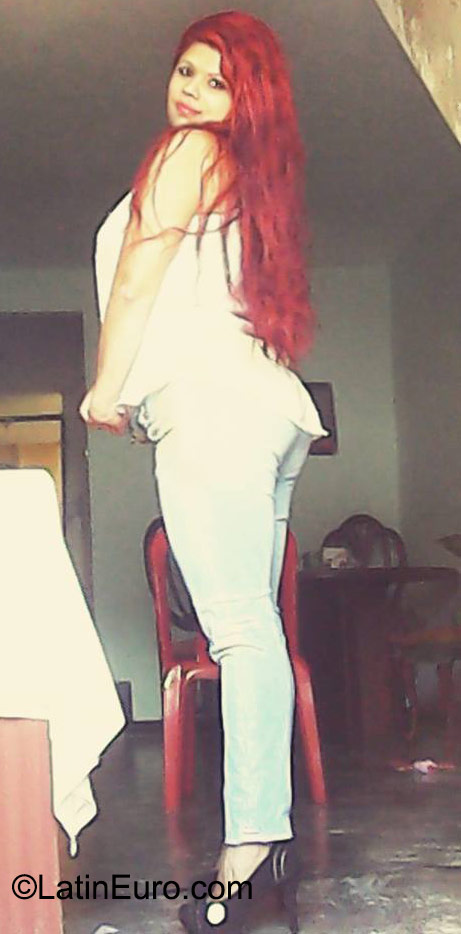 Date this lovely Colombia girl Rocio from Medellin CO17912