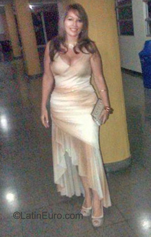 Date this hot Colombia girl Dana from Medellin CO17932