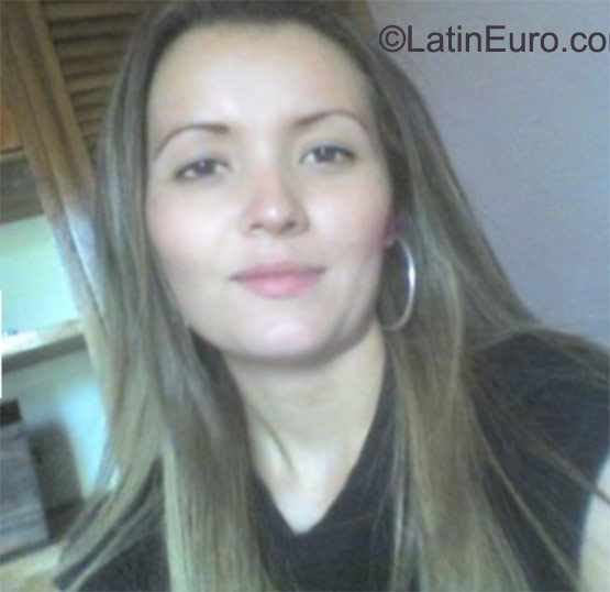 Date this lovely Colombia girl Diana from Bogota CO17935