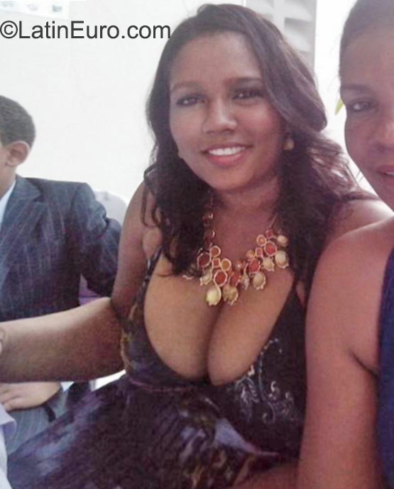 Date this hot Dominican Republic girl Juana from Santo Domingo DO23123