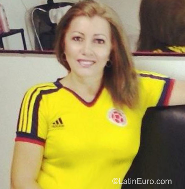 Date this athletic Colombia girl Mary40luz from Bogota CO17983