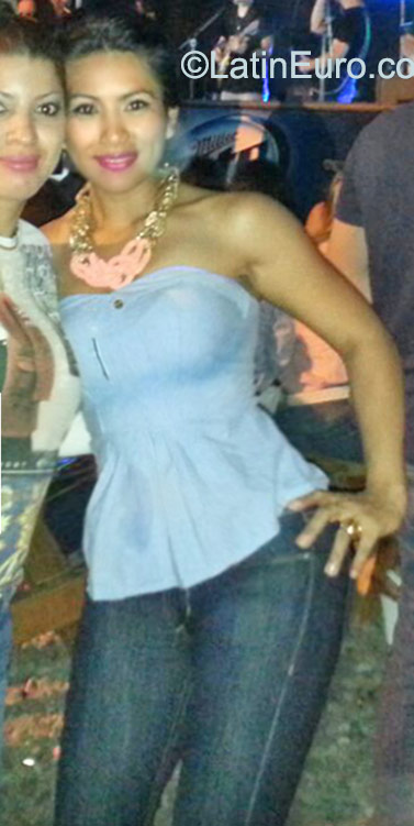 Date this exotic Honduras girl Flavia from san pedro sula HN1691