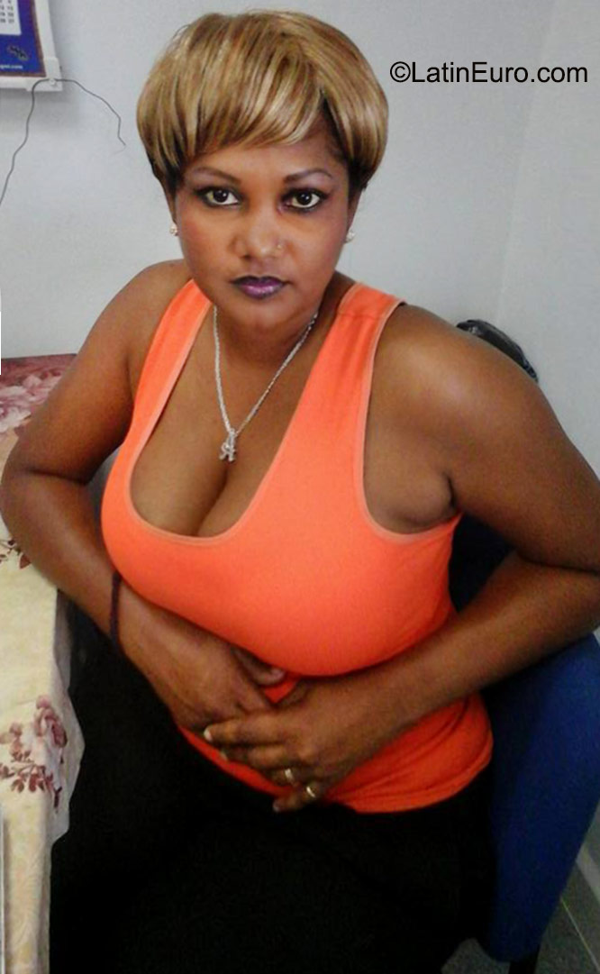 Date this lovely Trinidad and Tobago girl Asha from Trinidad TT78