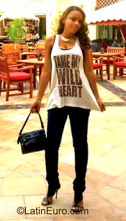 Date this good-looking Ivory Coast girl Ornella from Abidjan IC76