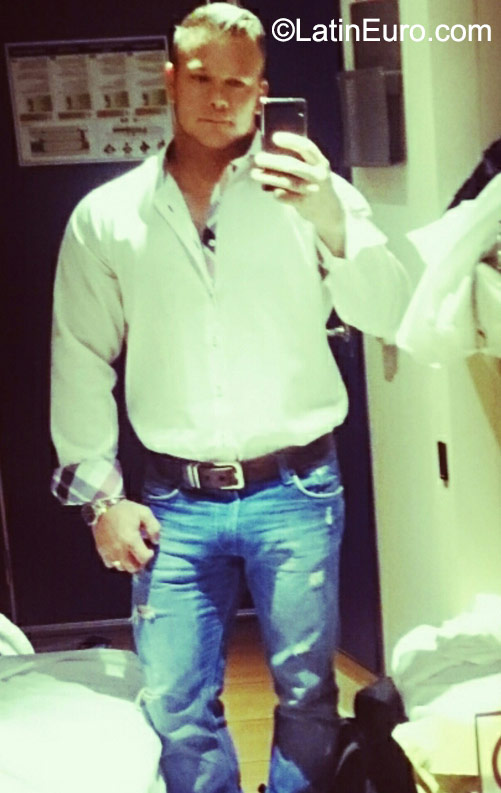 Date this pretty Sweden man John79 from Gothenburg SE231
