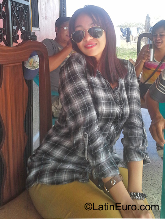 Date this voluptuous Honduras girl Paty from Tegucigalpa HN1738