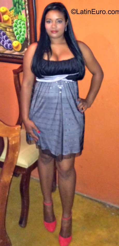 Date this fun Dominican Republic girl Rosa from San Cristobal DO23524