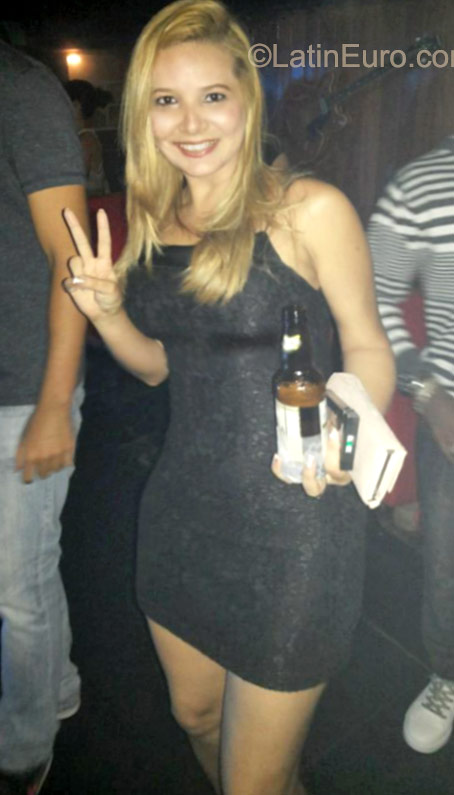 Date this foxy Brazil girl Cristina from Recife BR9473