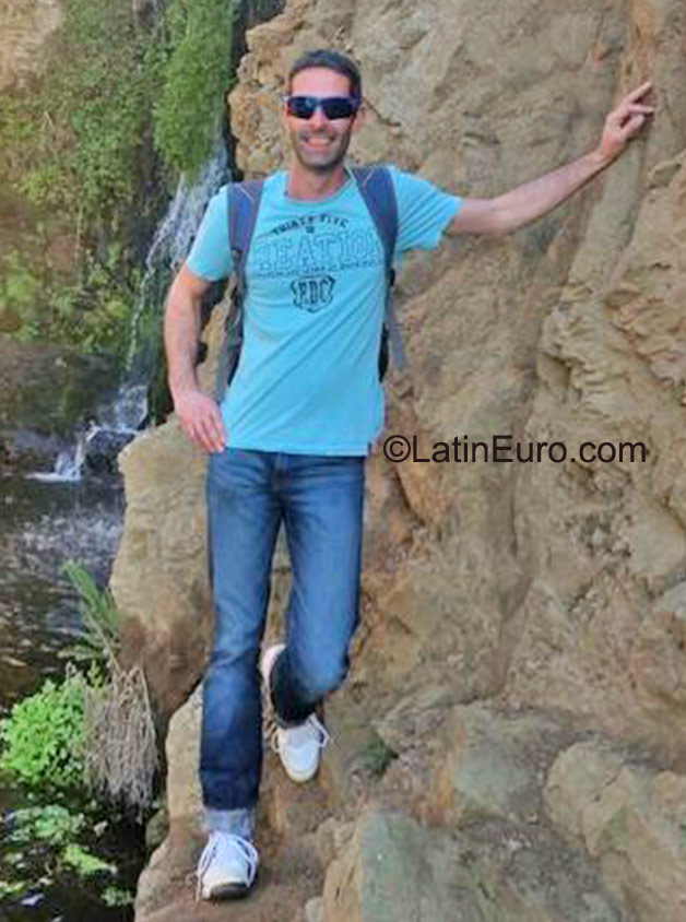 Date this attractive United States man Mark from Costa Mesa US16570