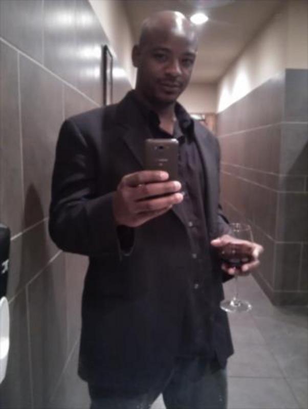 Date this happy Colombia man Mike from Bogota CO18153