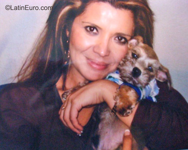 Date this athletic Mexico girl Rosabel from Ensenada MX1458