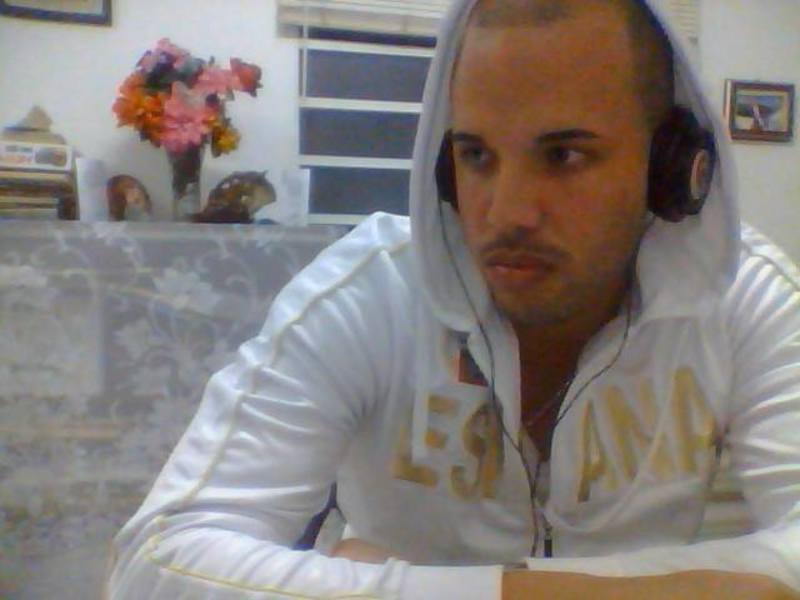 Date this sultry United States man Juan from Hialeah US16575