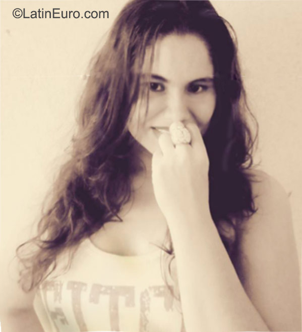 Date this delightful Colombia girl Constansa from Villavicencio CO18173