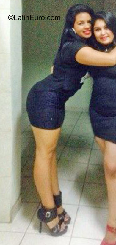 Date this funny Honduras girl Esthefany from Tegucigalpa HN1774