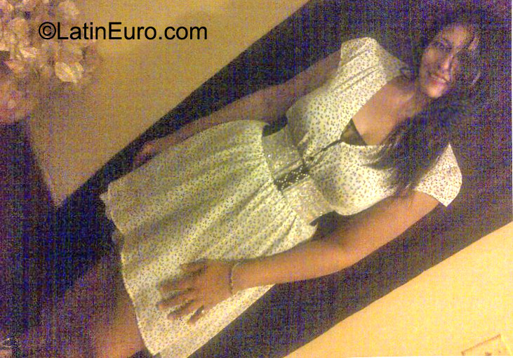 Date this attractive Dominican Republic girl Ramona from Santo Domingo DO23641