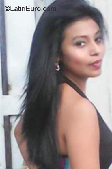 Date this happy Honduras girl Yeimi from La Ceiba HN1787