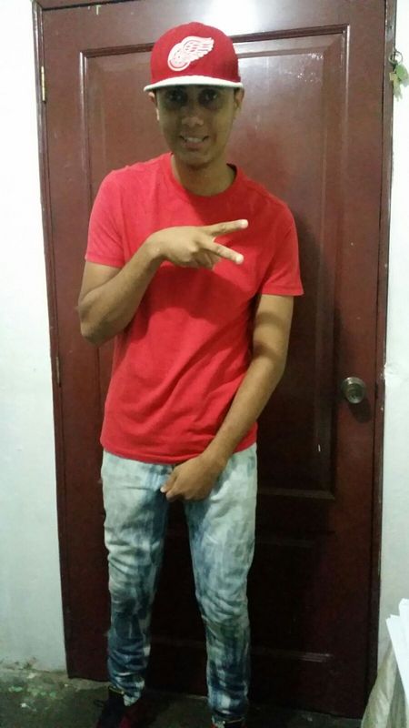 Date this young Dominican Republic man Alexander Pea from Santo Domingo DO23761