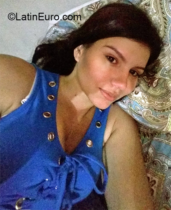 Date this lovely Panama girl Alishia from Panama City PA742