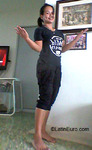 happy Singapore girl Frediln from Singapore SG22