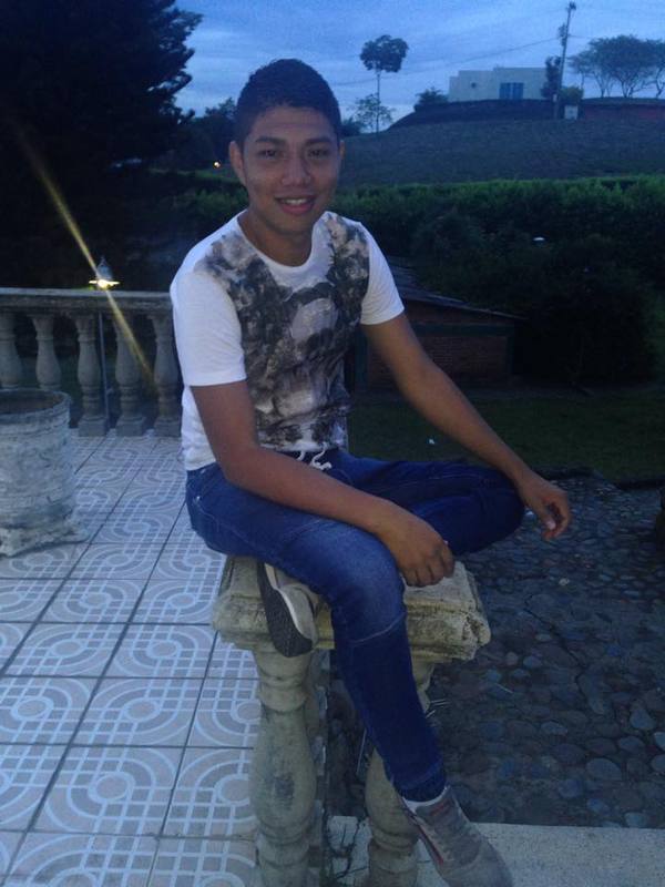Date this delightful Colombia man Carlos Eduardo from Cali CO18292
