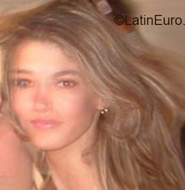Date this passionate Brazil girl Geana from Recife BR9522