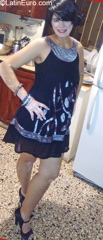 Date this attractive Dominican Republic girl Ady from Santo Domingo DO24104
