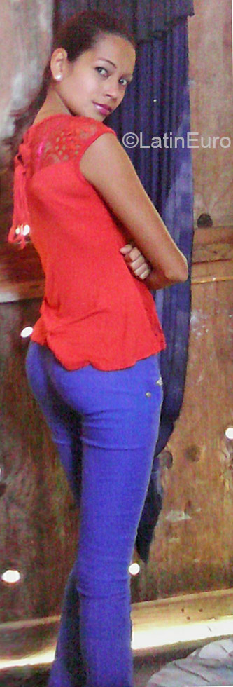 Date this beautiful Honduras girl Jackie from Puerto Cortes HN1849