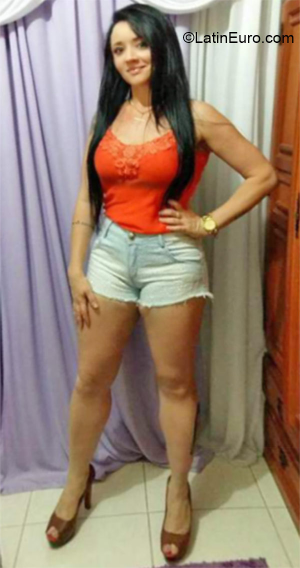 Date this exotic Brazil girl Barbara from Rio De Janeiro BR9525