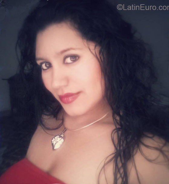 Date this hard body Honduras girl Nelsy from Tegucigalpa HN1853