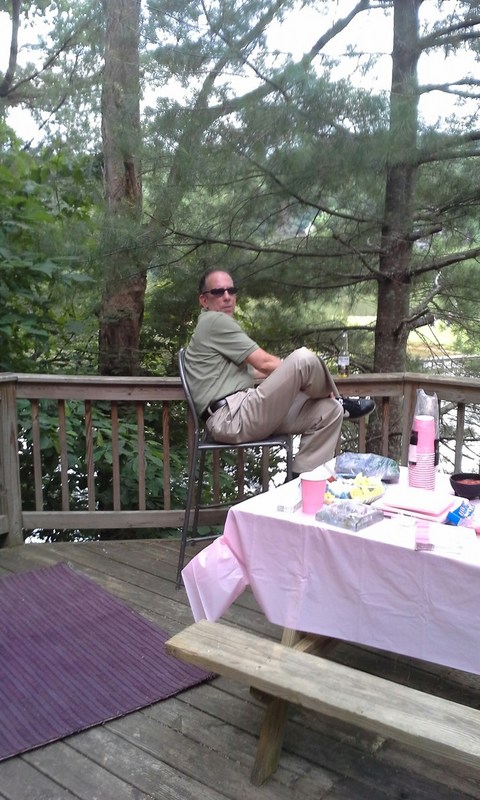 Date this tall United States man Necitoa from Woodbridge US16786