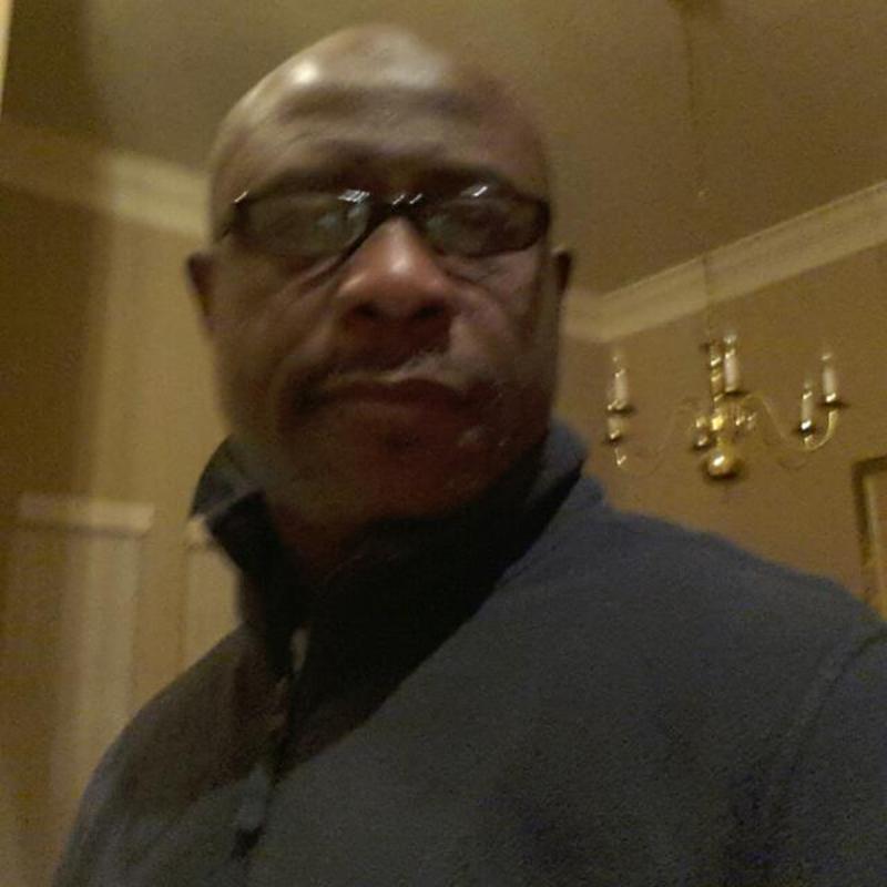 Date this nice looking United States man Alao from Sugarland US16814